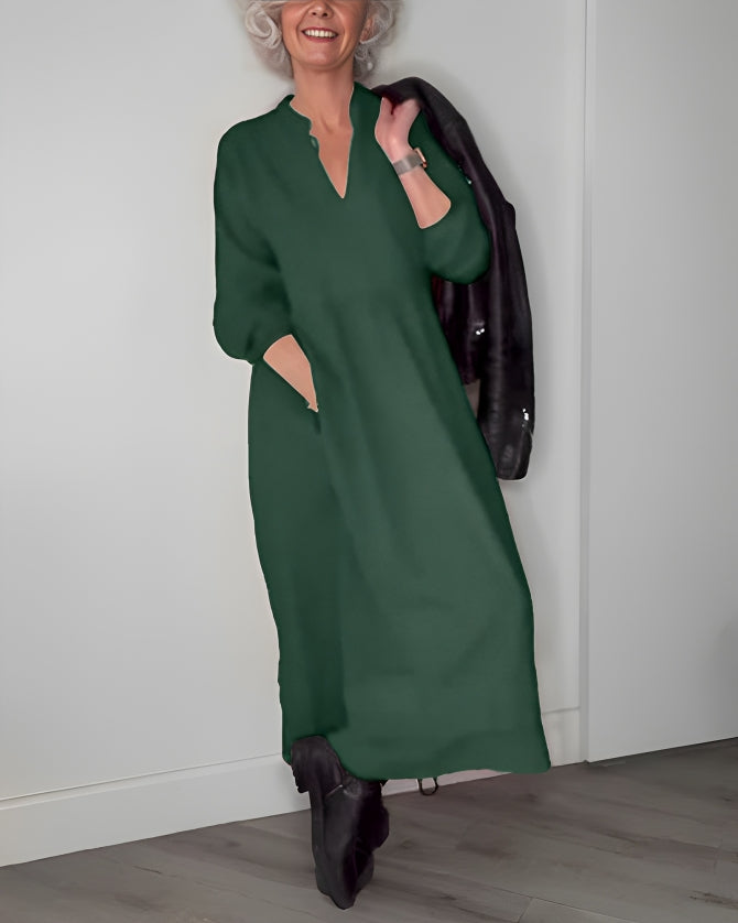 Nina - Long fitted V-neck dress