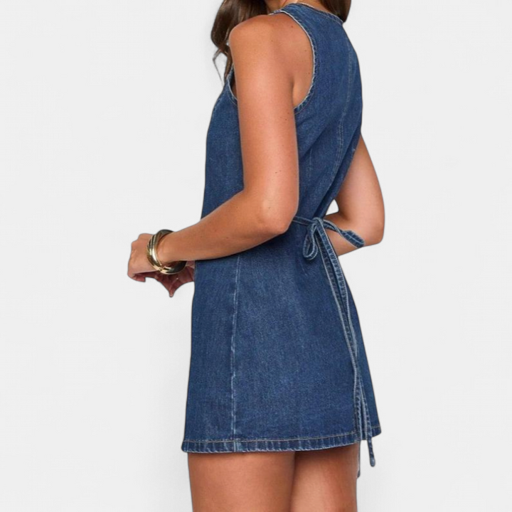 EUNICE™ – Refined Sleeveless Button Placket Dress