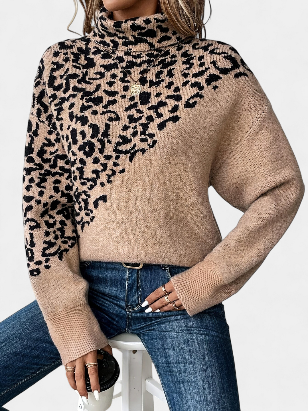 ZAYNA™ - Leopard Sweater