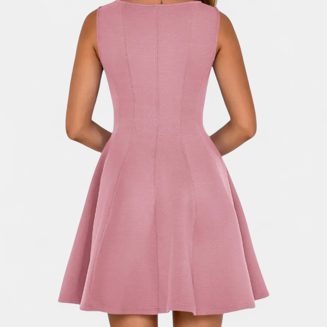 IMOGEN™ – Elegant Sleeveless Boat Neck Dress