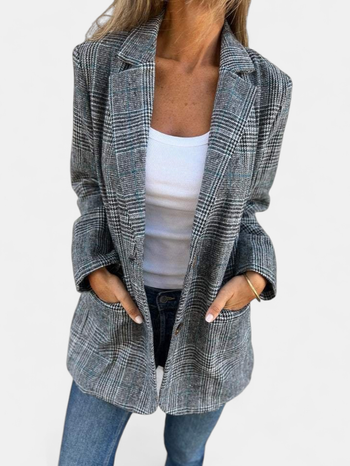 LUCINDA™ | Classic Plaid Winter Blazer