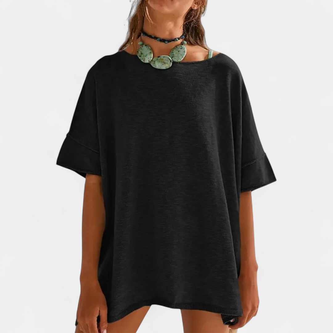 GEMMA™ – Relaxed Side-Slit Tunic Tee