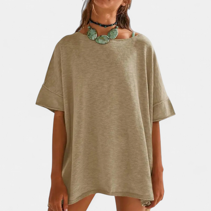 GEMMA™ – Relaxed Side-Slit Tunic Tee
